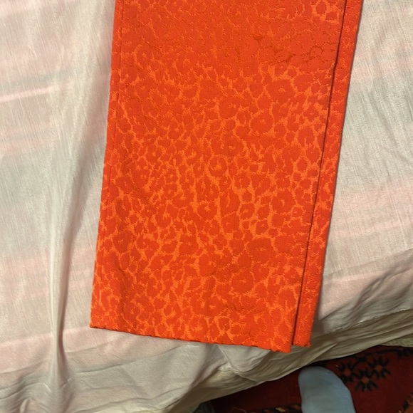 Beautiful trouser. It's dark orange color and size 8 . Brand new - Picture 2 of 5